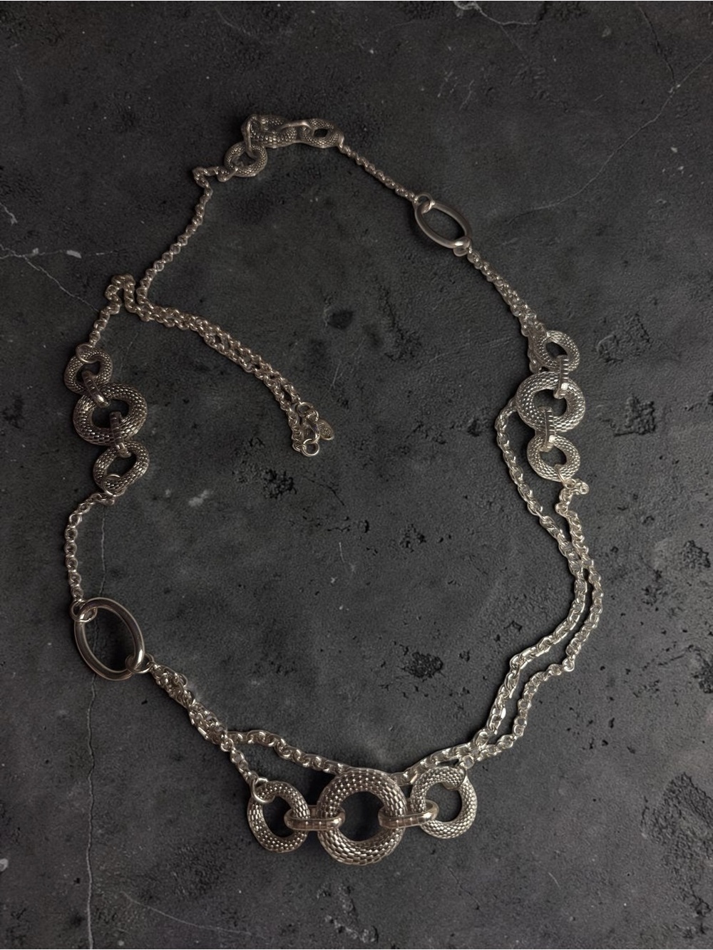 Silver Linked Circle Necklace - Women's Fashion Jewelry